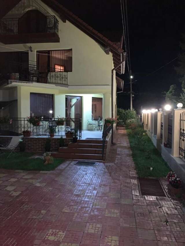 Гостевой дом Pensiunea M&M Бран-4